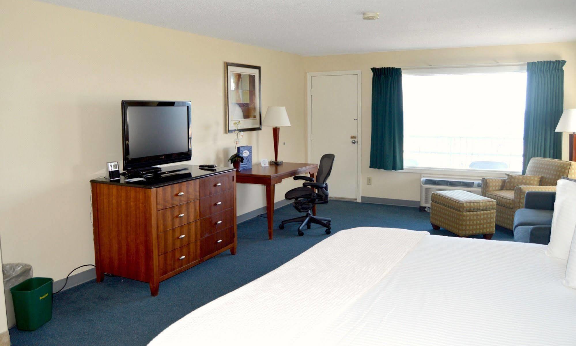 Hampton House Hotel מראה חיצוני תמונה